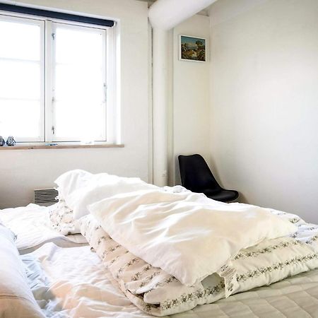 5 Person Holiday Home In AÅkirkeby Eksteriør billede
