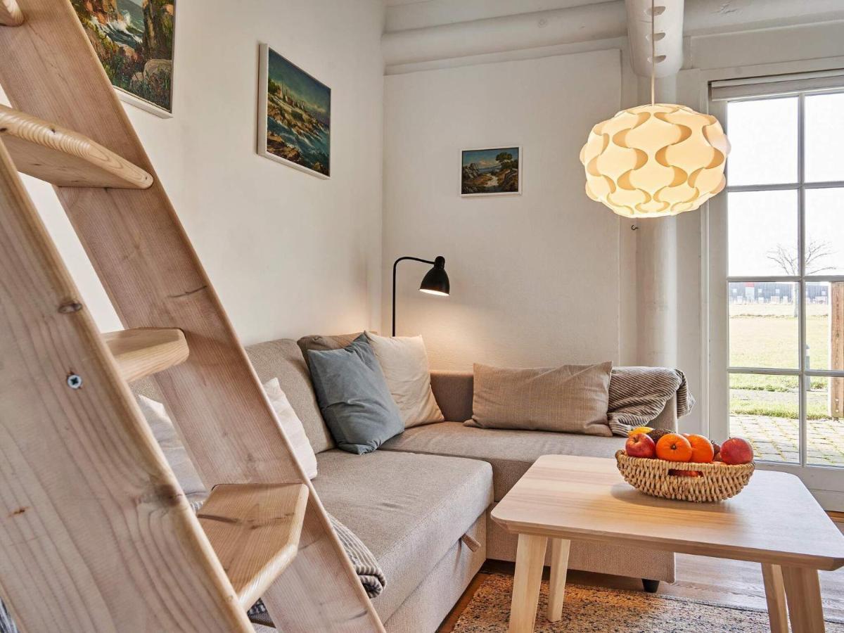 5 Person Holiday Home In AÅkirkeby Eksteriør billede