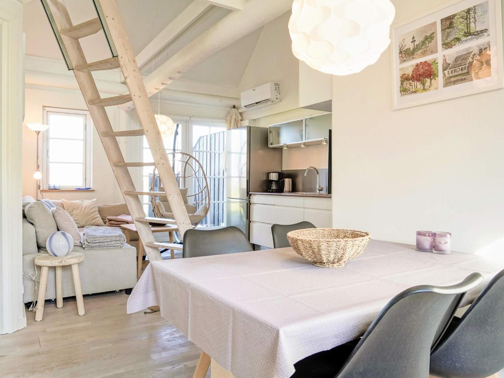 5 Person Holiday Home In AÅkirkeby Eksteriør billede