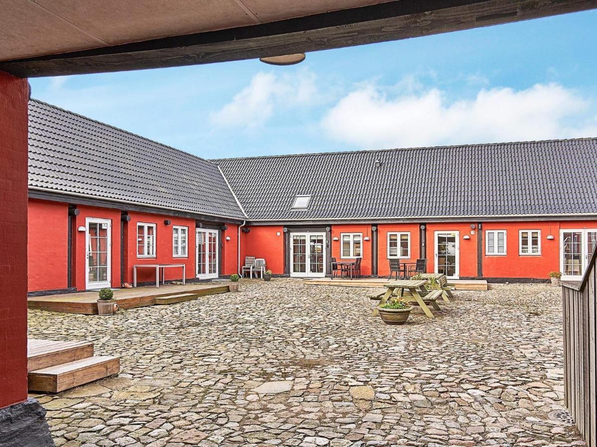 5 Person Holiday Home In AÅkirkeby Eksteriør billede